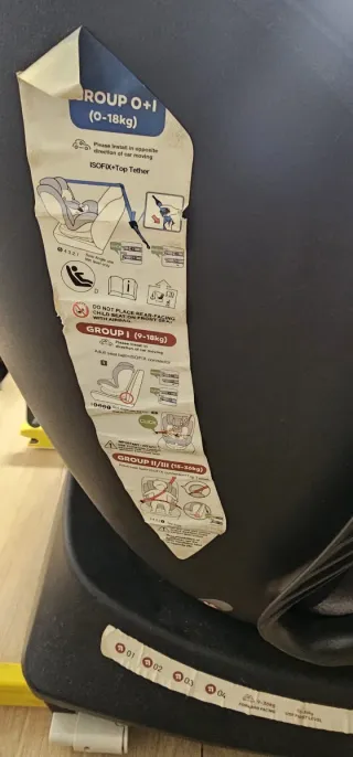 Silla de coche Reecle roja