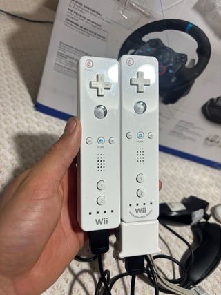 Mandos Wii Nintendo (2 Blancos, 2 Negros)