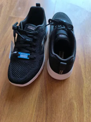 Zapatillas Skechers Go Walk Negras Nuevas