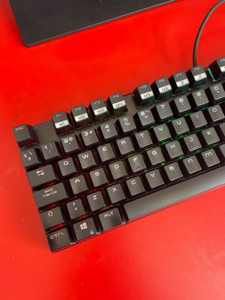 Teclado Mecánico Ozone Strike Battle Spectra