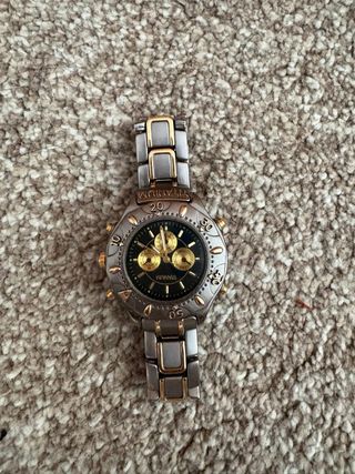 Reloj Titanium Cronógrafo Oro y Plata