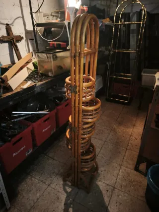 Biombo para plantas de bambú y ratán