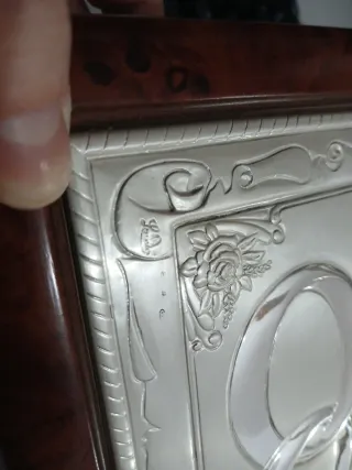 Joyero madera con placa plata anillos. 19x24cm.