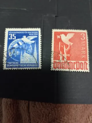 2 Francobolli DDR Völkerkongress 1952