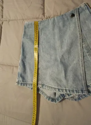 Falda pantalón vaquera Stradivarius