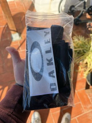 Casco Oakley ARO 3 negro