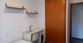 Se alquila piso céntrico en Sestao.