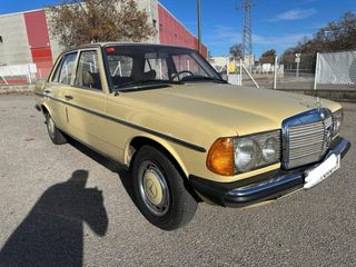 Mercedes-Benz 200d 1980