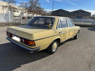 Mercedes-Benz 200d 1980