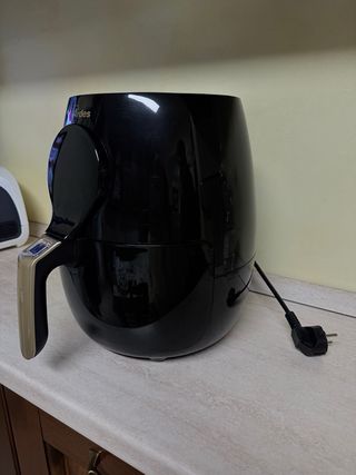 Friggitrice ad aria Ardes nera