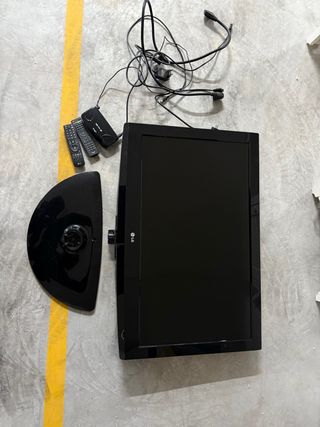 TV LG Negra con Sintonizador