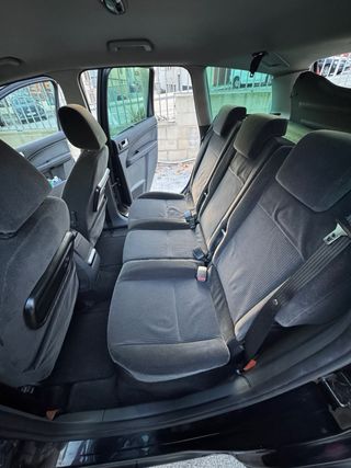 Ford Focus C-Max 2007 en excelente estado