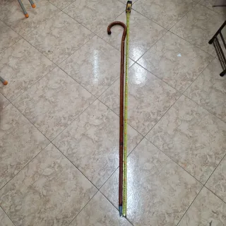 Bastón de madera clásico