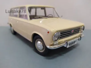 Maqueta SEAT 124 Ranchera 1:18