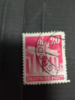 Francobollo Deutsche Post 20