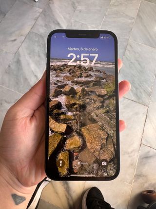 iPhone 12 Negro
