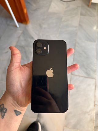 iPhone 12 Negro