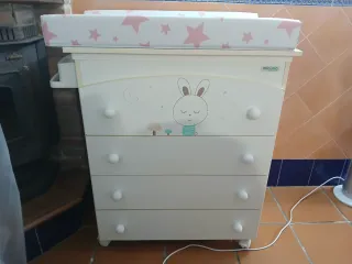 Cambiador bañera bebé con cajones y ruedas