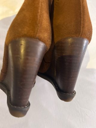 Botines tacón cuña piel