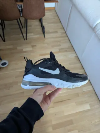 Nike Air Max 270 React Mujer