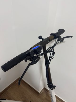 Patinete Eléctrico Skate Flash Blanco