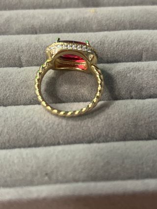Anillo Oro 14K Talla 8 con Piedra Roja