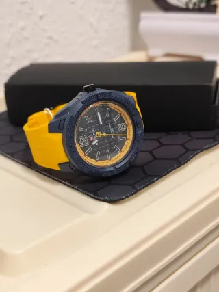 Reloj Naviforce Hombre Azul y Amarillo