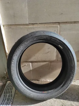 2 Slick Pirelli Diablo Superbike