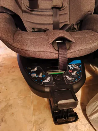 Silla coche niños giratoria con Isofix.