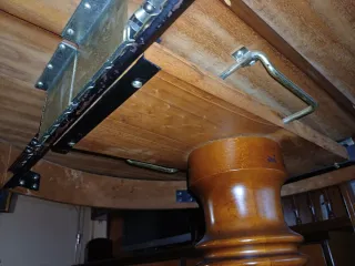 Mesa redonda de madera maciza, extensible