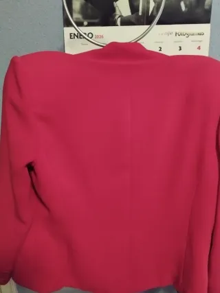 Traje de chaqueta rojo