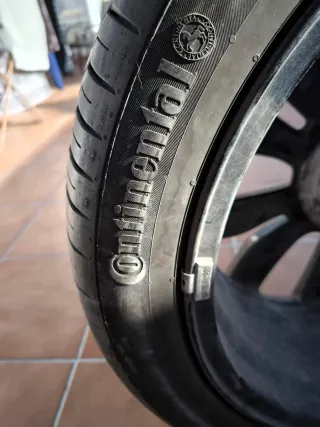 Rueda completa Ford Negra