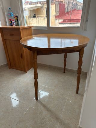 Mesa de comedor extensible de madera