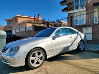 Mercedes-Benz CLK 2005