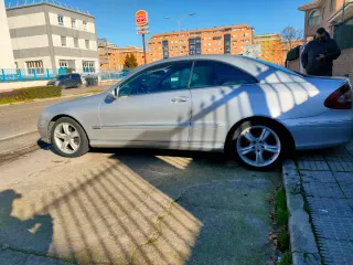 Mercedes-Benz CLK 2005