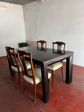 Mesa de comedor madera y metal