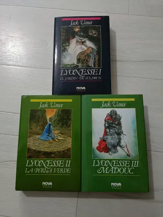 Lyonesse (trilogía)