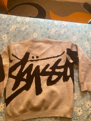 Jersey Stussy Negro y Gris