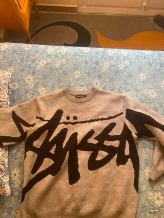 Jersey Stussy Negro y Gris