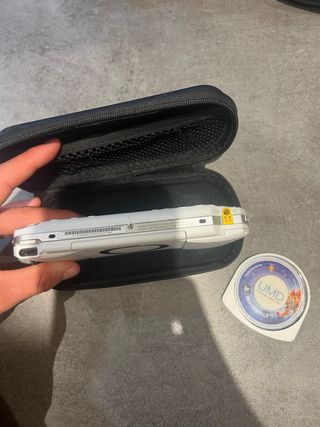 Consola Sony PSP 1000 + Juego UMD