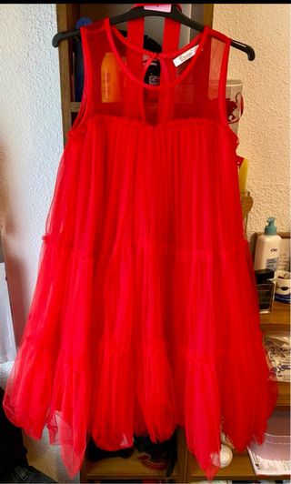 Vestido de tul rojo elegante