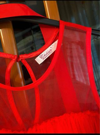 Vestido de tul rojo elegante