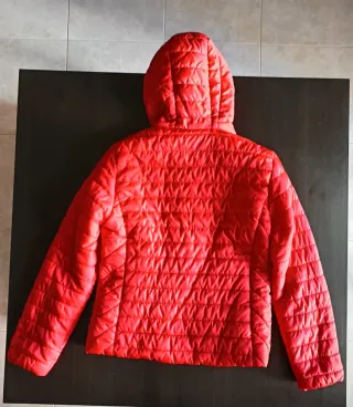 Chaqueta acolchada roja Stradivarius mujer