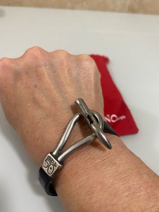 Pulsera Uno de 50 Cuero y Plata