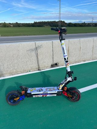 Patinete Eléctrico G2 Máster Blanco