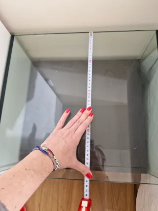 Mesa auxiliar cristal y madera