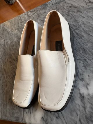 Zapatos cómodos blancos talla 39