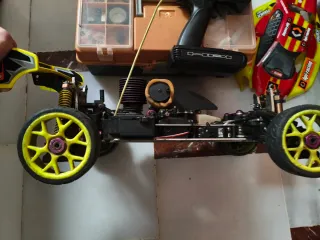 Coche RC Nitro 1/8 HPI Hotbodies