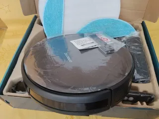 Robot Aspirador y Fregasuelos marca Ambiano