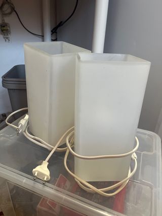 Lámparas de mesa cuadradas blancas